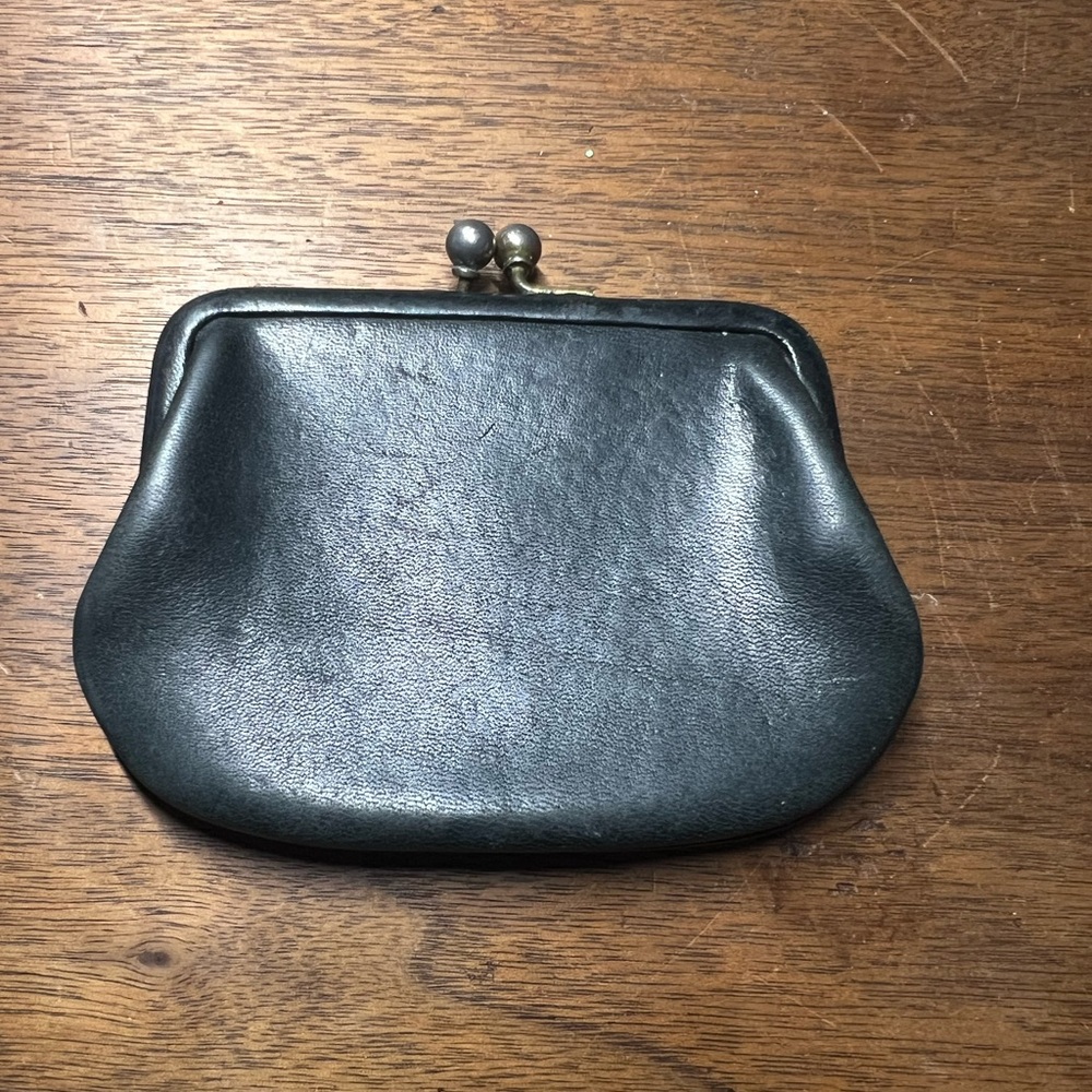 Vintage Coach Black Soft Leather Coin Purse Kiss Lock Rare Red Interior